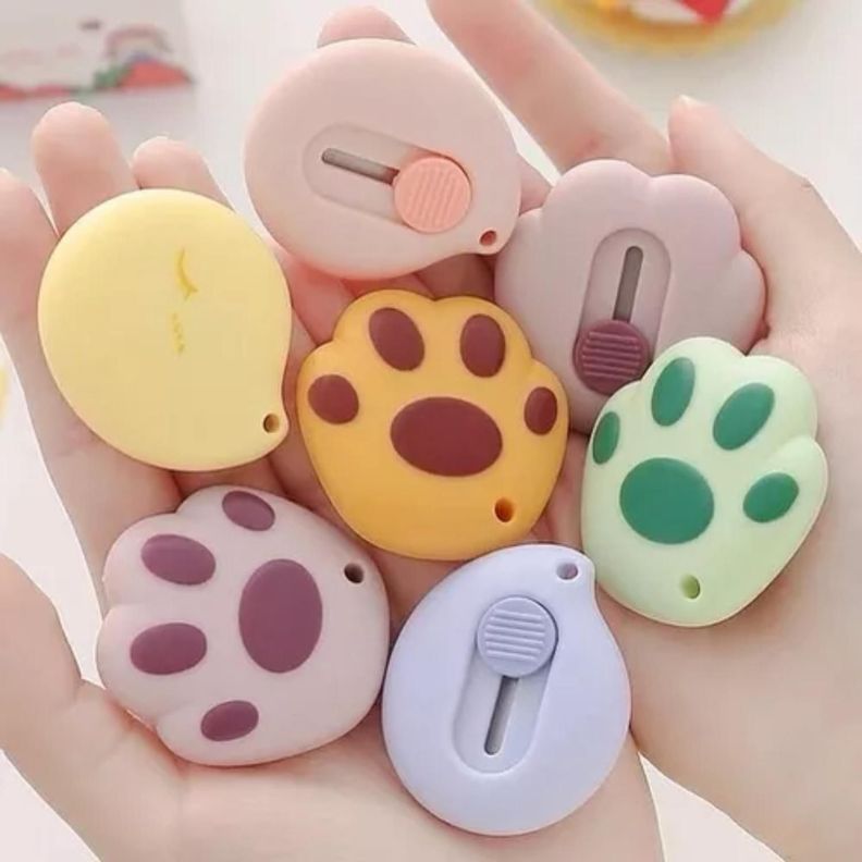 Corta Carton Cutter Patita De Gato Kawaii Cute Util Escolar-2