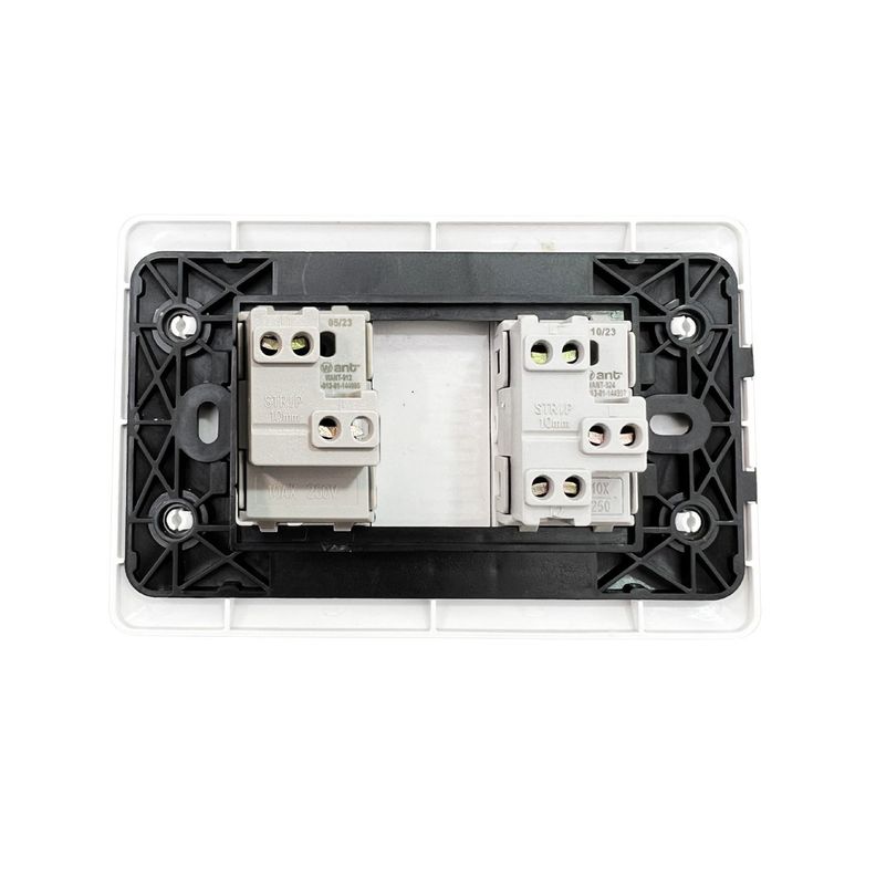 Tomacorriente Simple 10/16A 250V + Interruptor Simple 9/12 10A Blanco-3