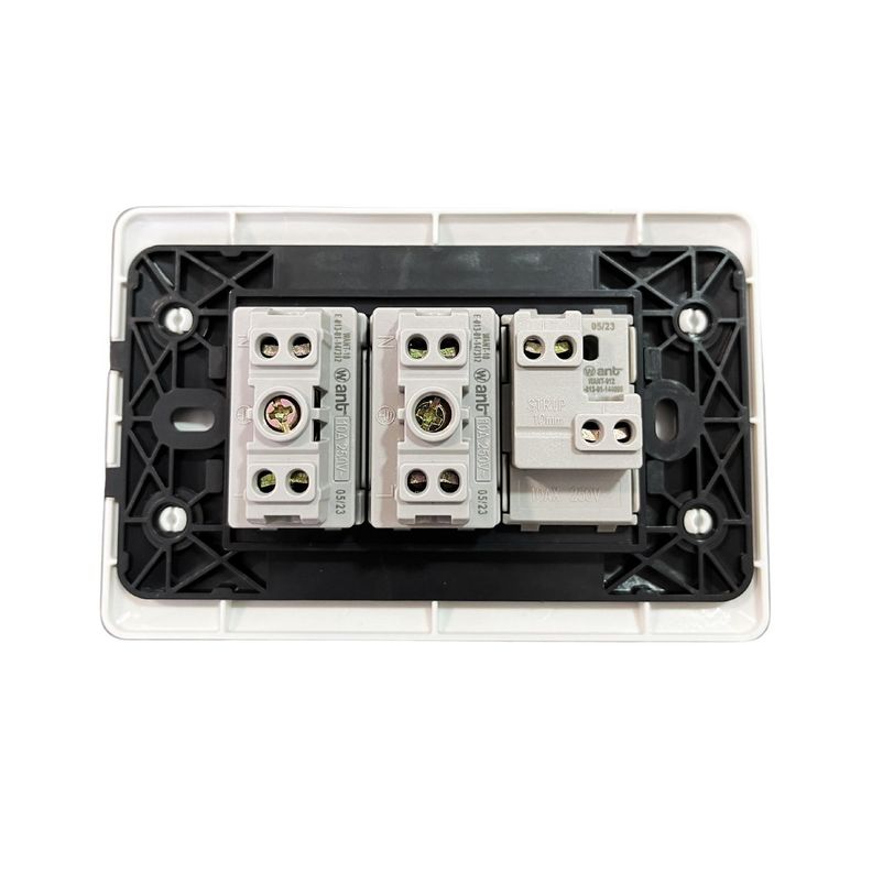 Tomacorriente Doble 10A 250V + Interruptor Simple 9/12 10A 250V Blanco-2