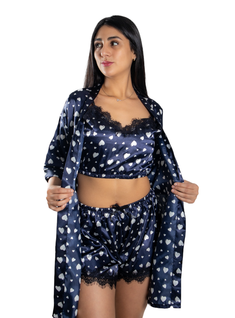 Pijama Crop Top con Short  Y Bata Satinada Diseño Corazones-1