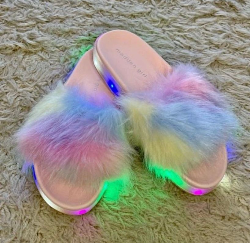 SANDALIAS/PELUDITAS CON LUCES-1