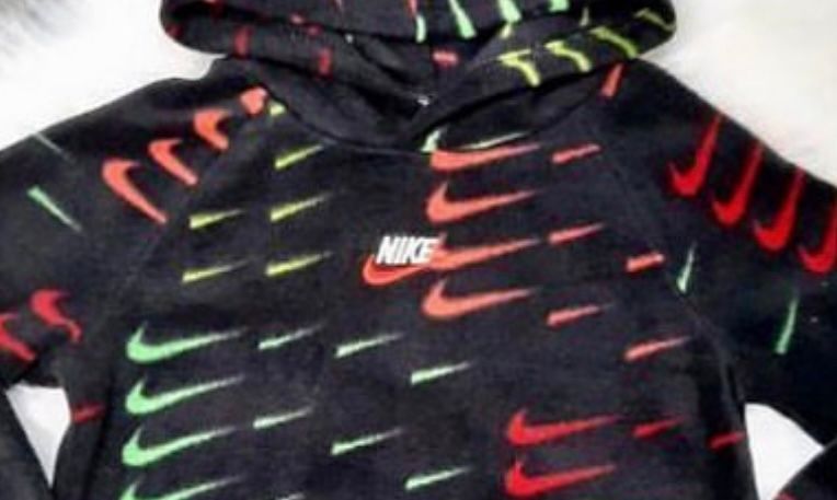 POLERÓN NIKE-2