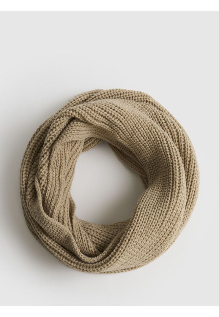 Bufanda Loop Tejida Unicolor Beige