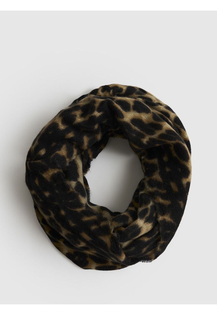 Bufanda Loop Con Estampado Animal Print