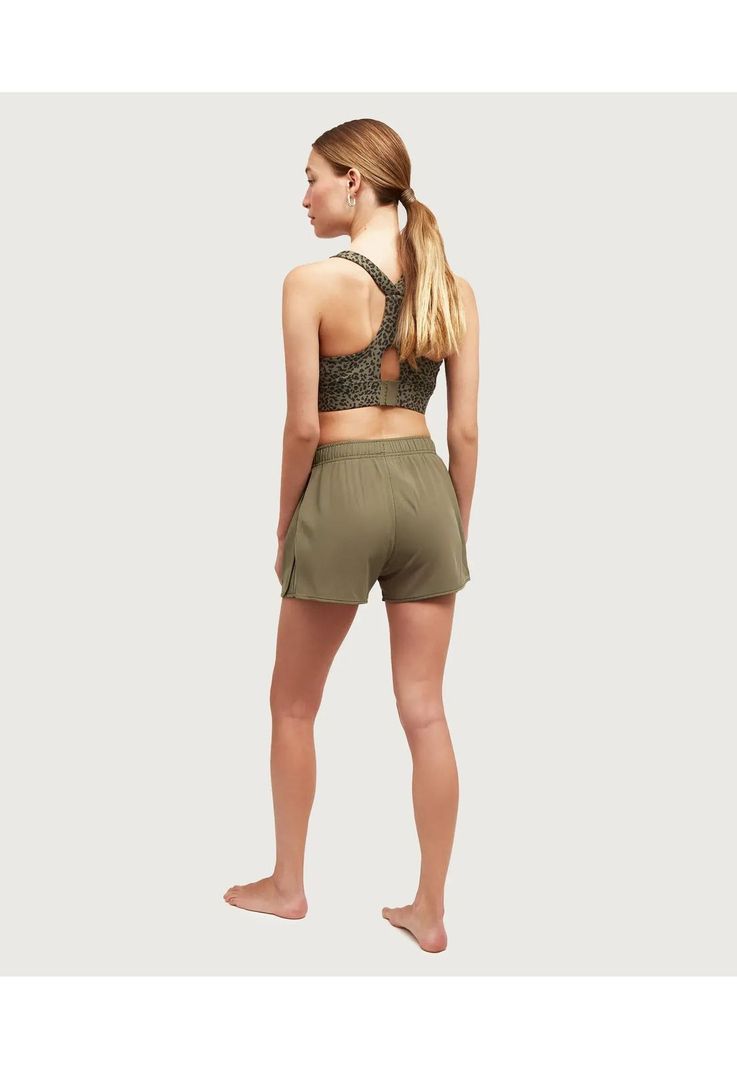 Short Deportivo Unicolor  Verde-4