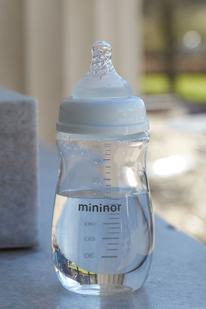 Mamadera Vidrio 240ml-1