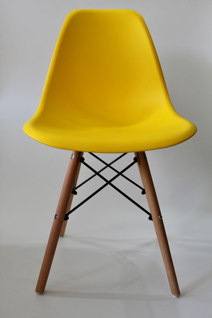 Silla Eames amarillo intenso-6