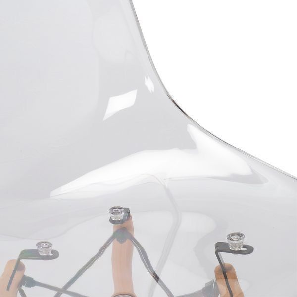 Silla Eames Transparente monolitica -3
