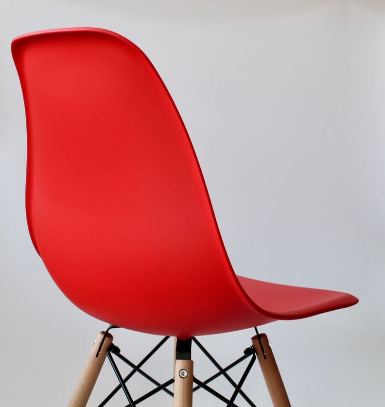 Silla Eames rojo-1