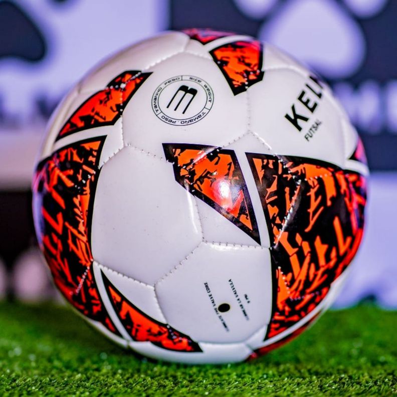 Balón De Futsal Flamenco N°3 Kelme Bote Bajo-3