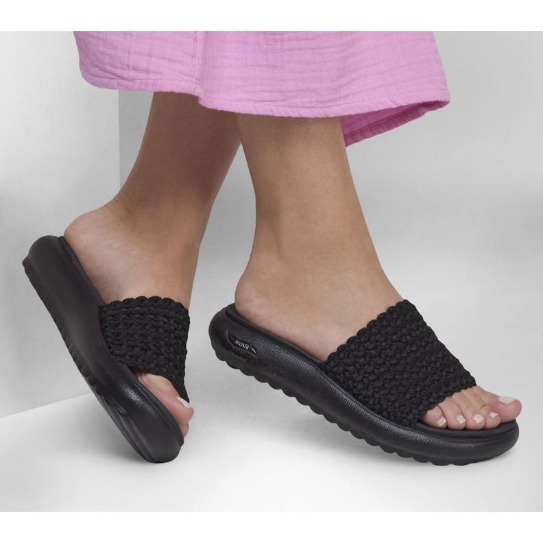 Sandalia Mujer Arch Fit Cloud Oh She Pretty Negro Skechers-1