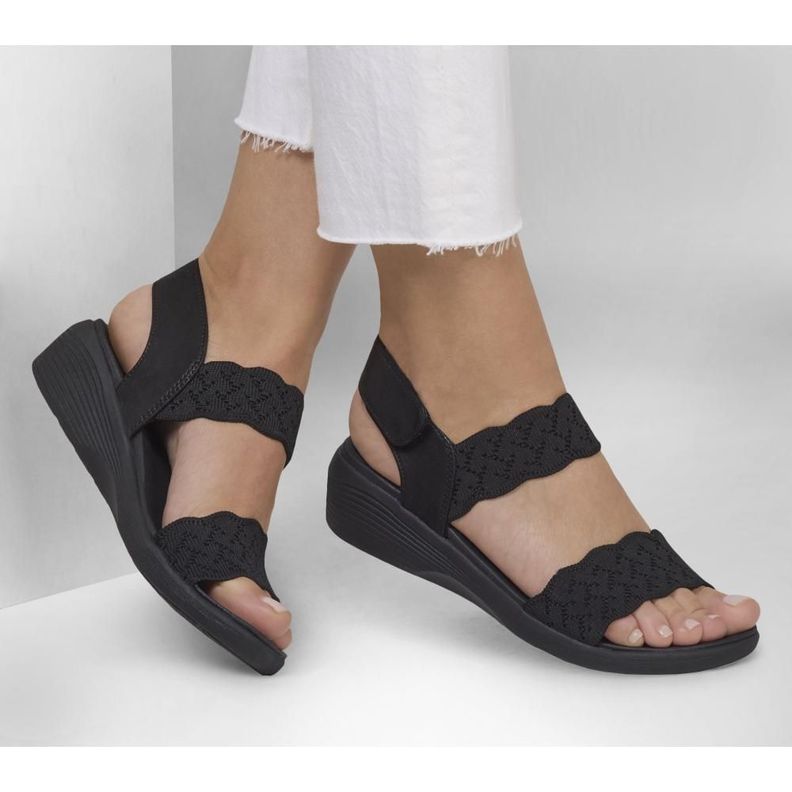 Sandalia Mujer Arya On The Rise Negro Skechers-1