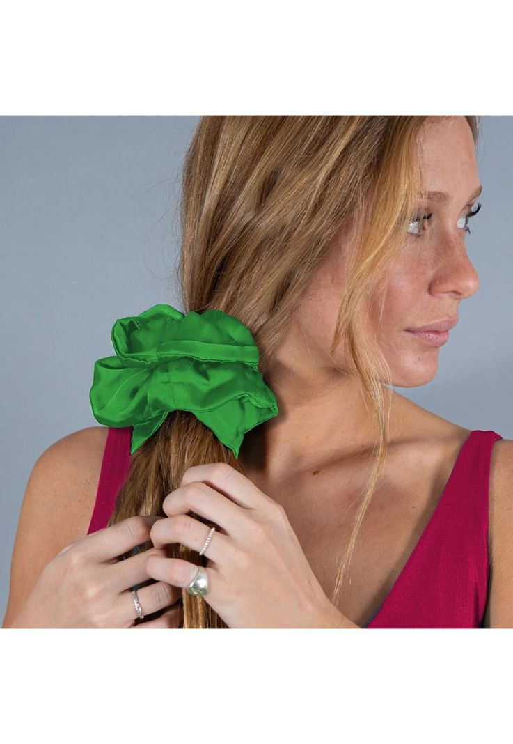 Scrunchie Collet Camelia L Verde Seda Maria Paskaro-0