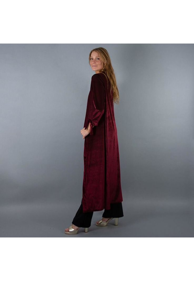 Tapado Kimono Largo Verona Burdeo Oscuro Terciopelo Maria Paskaro-1