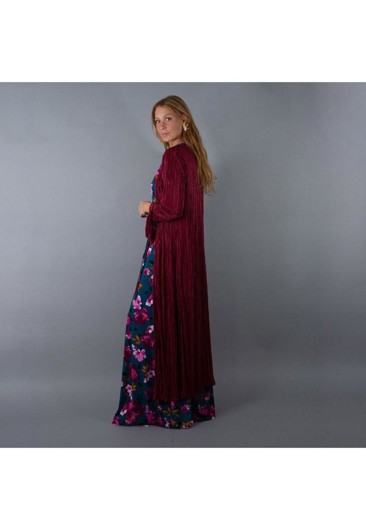 Tapado Kimono Largo Verona Cherry Plisado Maria Paskaro-1