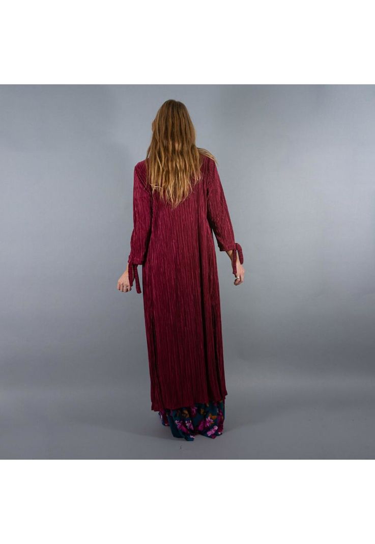 Tapado Kimono Largo Verona Cherry Plisado Maria Paskaro-2