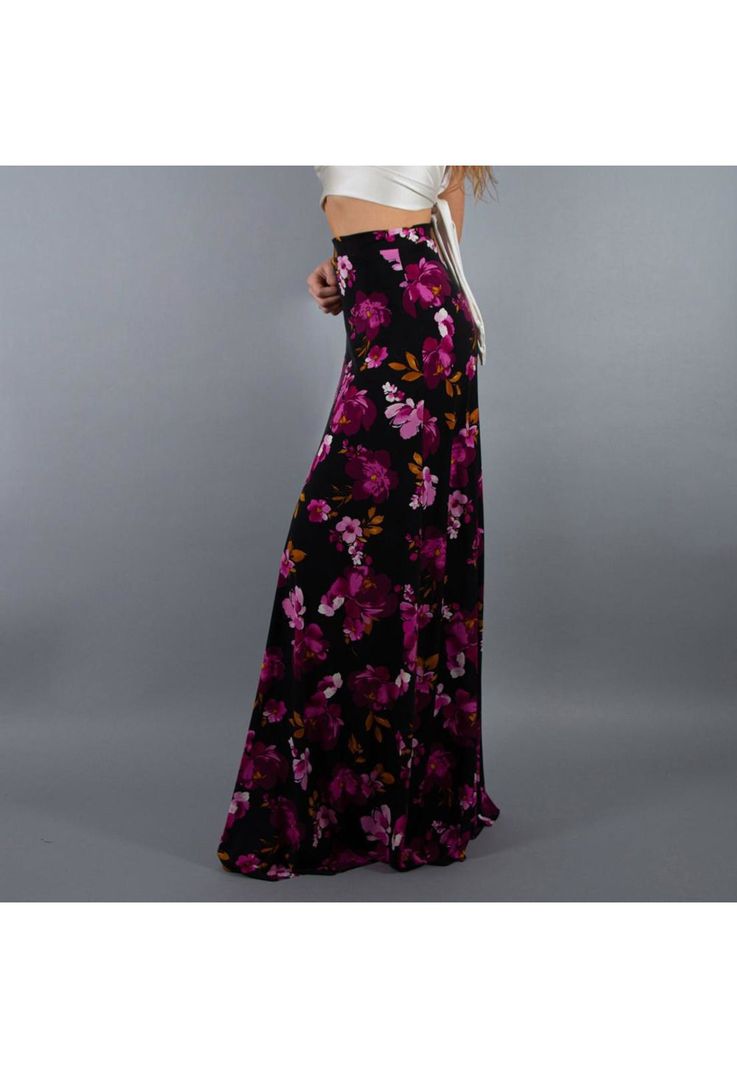 Falda Larga Bristol Negro Flores Fucsia Lycra Maria Paskaro-1