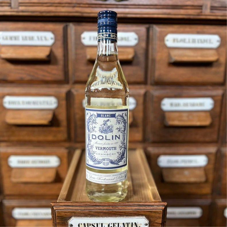 Vermouth Dolin Blanc 750cc-1