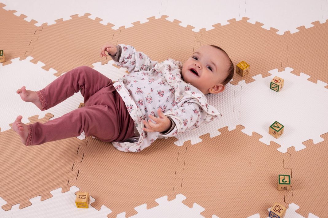 Alfombra Juegos Bebe Goma Eva Hexagonal Beige-3