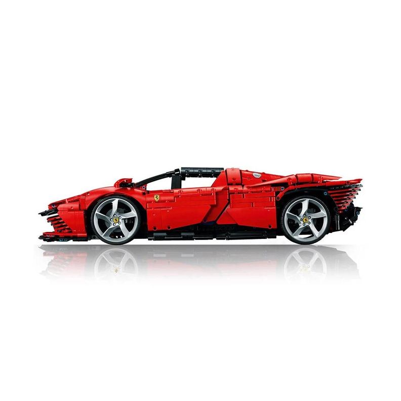 LEGO Technic: Ferrari Daytona SP3 42143-2