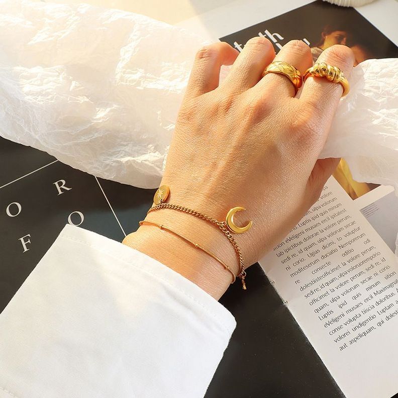 Pulsera Baño Oro Amarillo 18k Doble Luna Estrella Madi-2