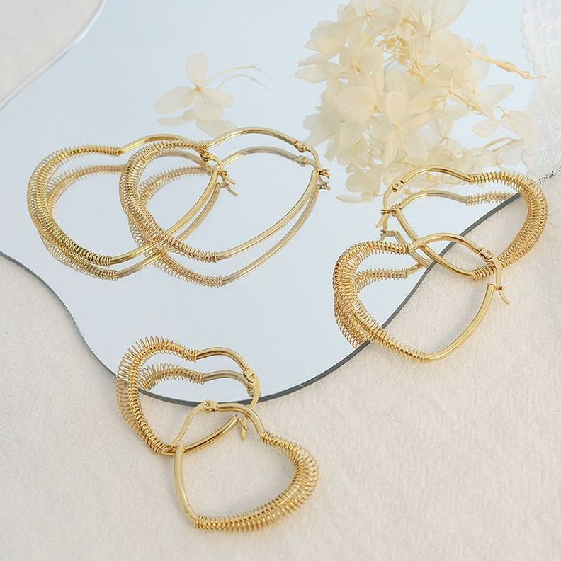 Aros Baño Oro Amarillo 18k Argollas Corazón Resorte S-1