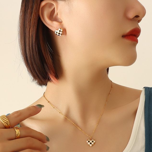 Aros Baño Oro Amarillo 18k Pegados Corazón Ajedrez-2