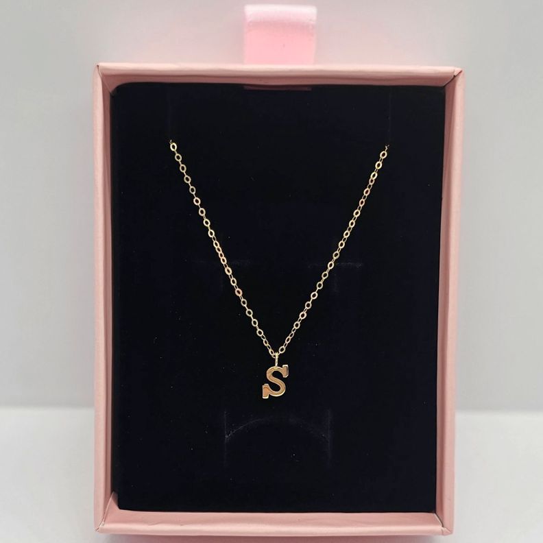CADENA ESLABONES ORO 18K COLGANTE LETRA INICIAL S 18K-1