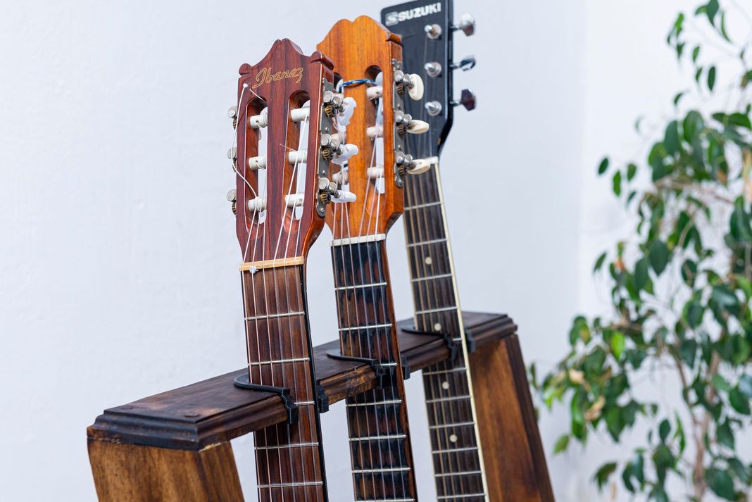 Atril para 3 Guitarras WAVE-2
