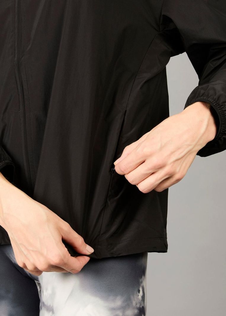 Cortaviento Ligero Aesir Black-5