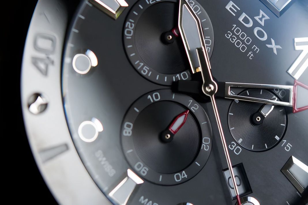 Reloj Edox Black Class One Chronograph Hombre-2