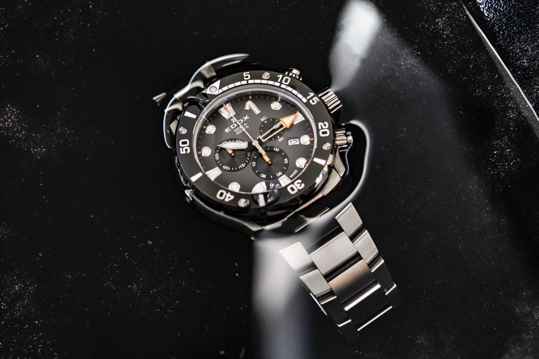 Reloj Edox Chronograph Esfera Negra Hombre-3