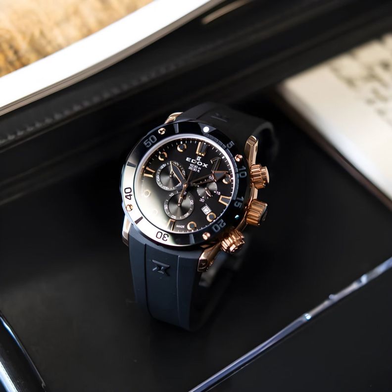 Reloj Edox Black and Rose Gold Chronograph Hombre-3