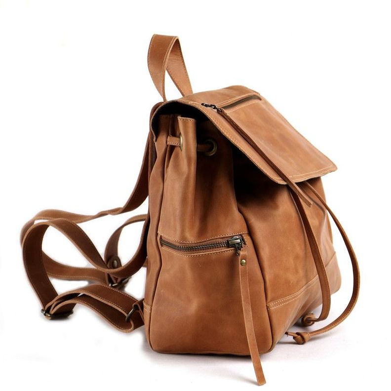 Mochila de cuero modelo Eva Caramelo-1