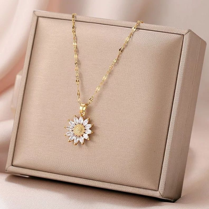 Collar Flor Girasol Con Cristales Oro 18kt Baño-1