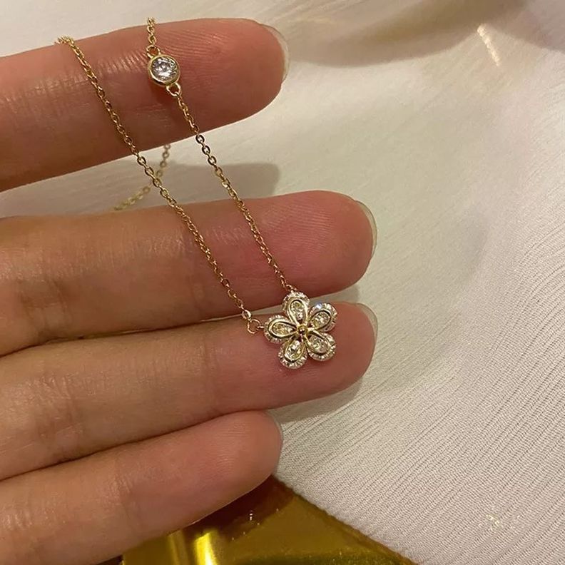 Collar Flor De Cristal Oro 18k bañado-2