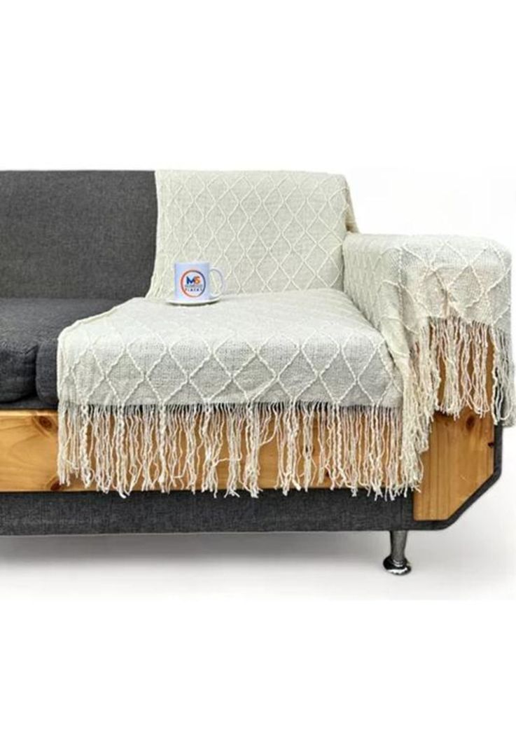 Manta decorativa tejida para sillón, piecera o cama color blanco-1