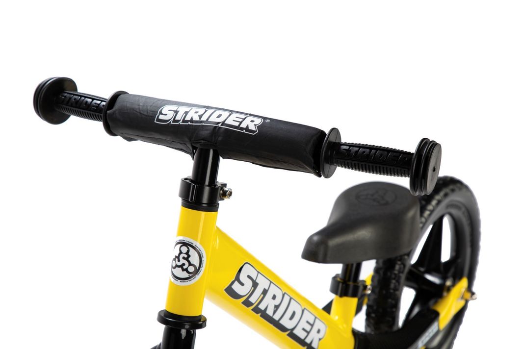 Bicicleta de balance STRIDER 12 SPORT amarilla para niños-1