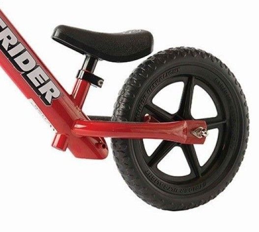 Bicicleta de Equilibrio Strider 12 Classic roja para niños desde los 18 meses-1