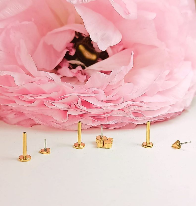 Conjunto push pin Piercing Chapado En Oro 18k Nostril Labret huella-2