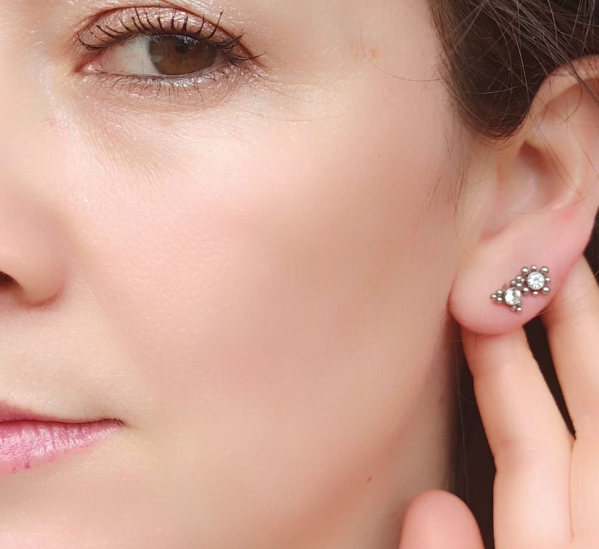 Piercing Oreja Tragus Conch Labret Modelo Pirámide Hipoalergénico Unidad-3