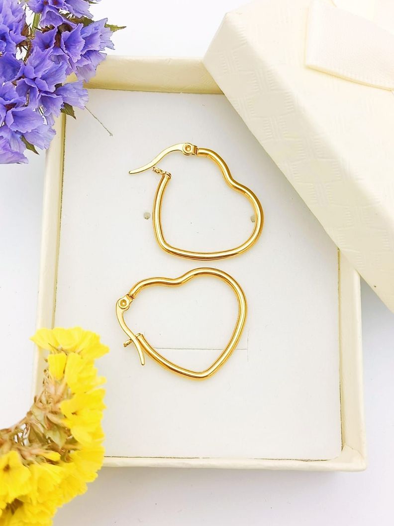 Aros Argollas Basicas Hoop Corazón Chapadas En Oro 18k-1