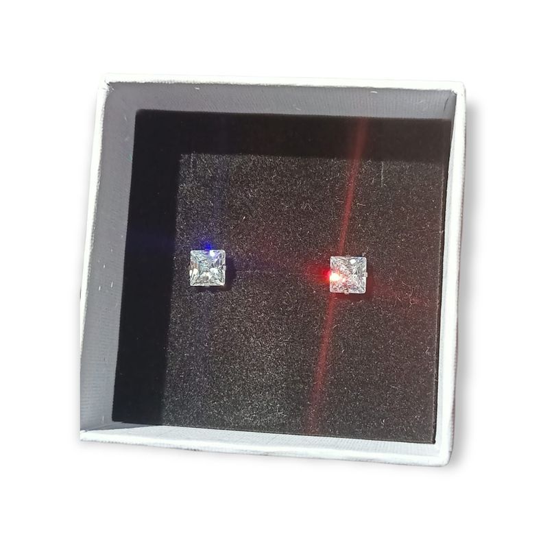 Aros Punto de Luz Acero Inoxidable Blanco Zirconio Cuadrado 5mm-5