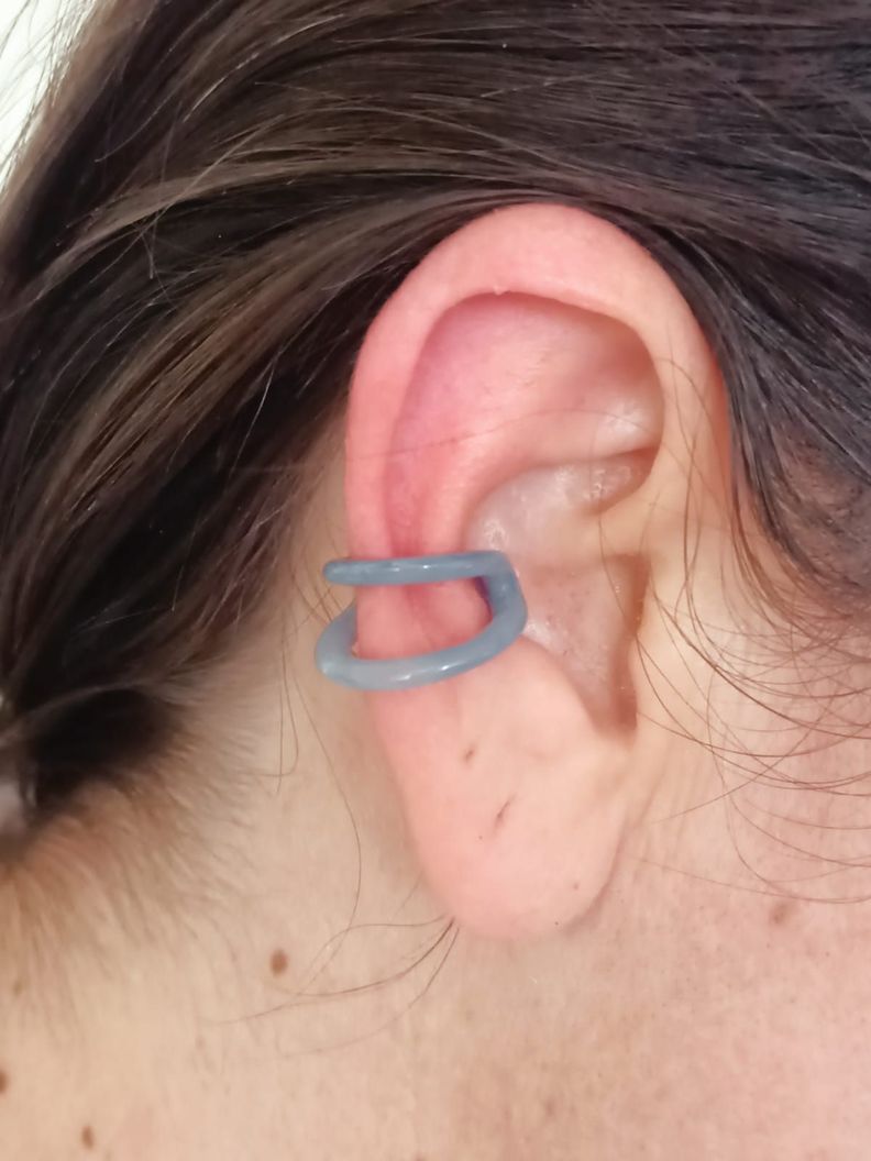 Piercing Oreja Earcuff Resina Colores Sin Perforación Punk azul-1