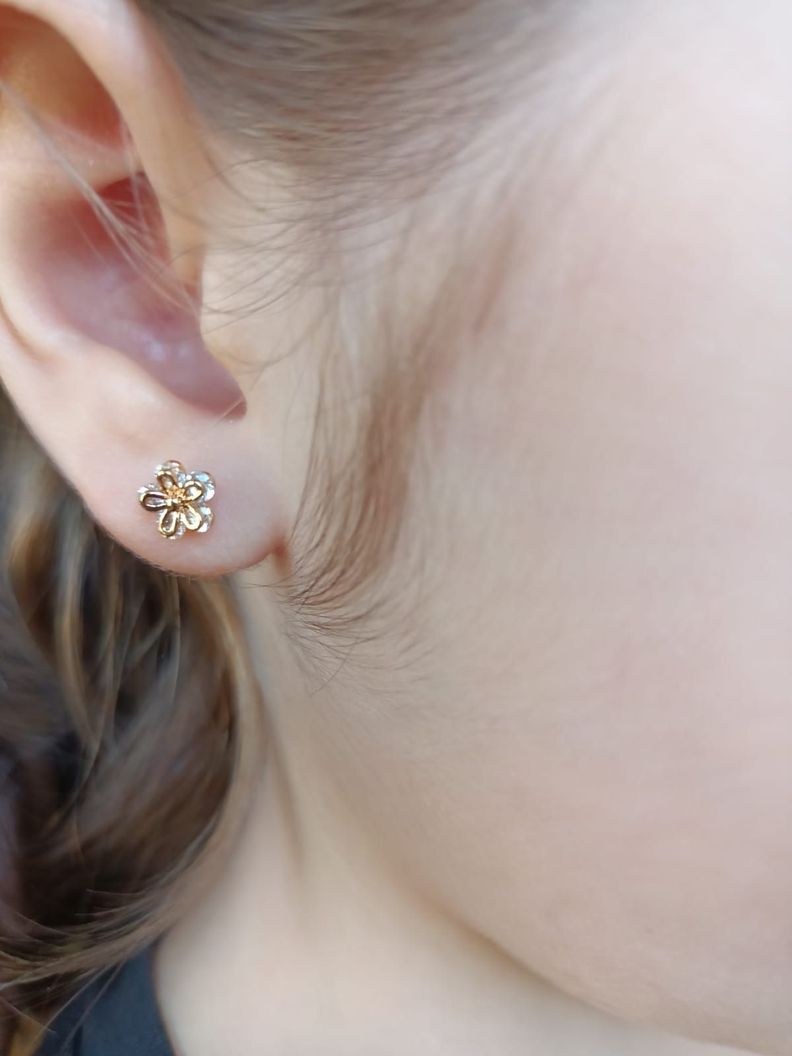Aros Flor Zirconias Piercing Conch Helix chapado oro-3