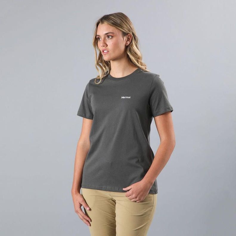 Polera Marmot Mujer Chest Logo Tee Gris-1