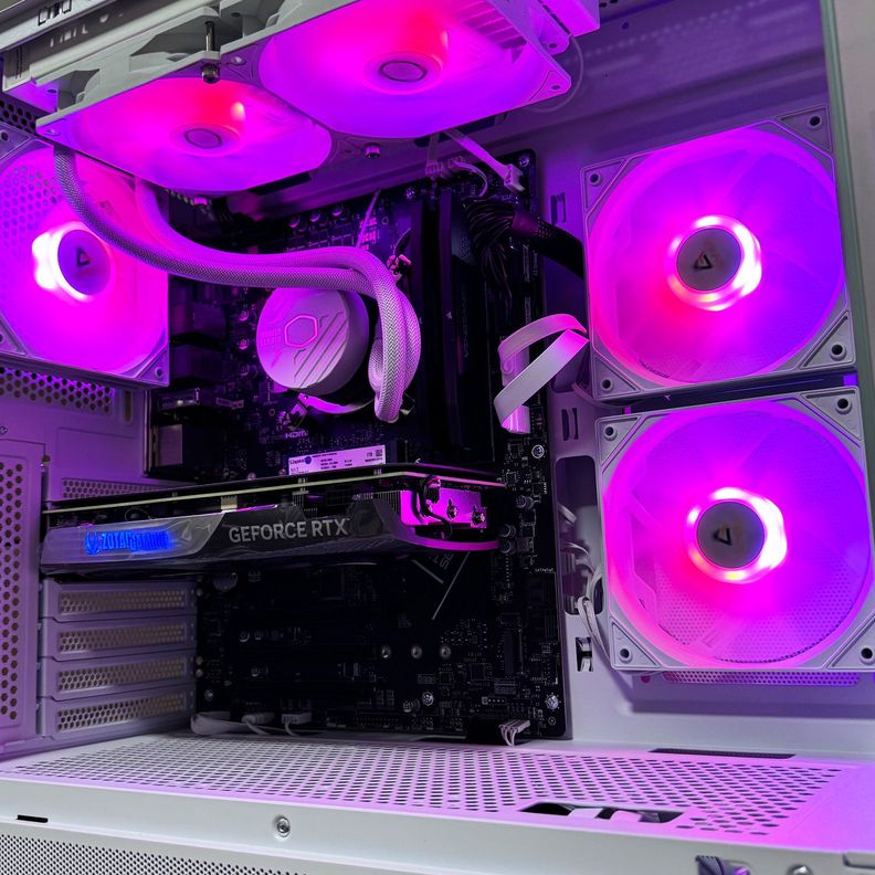 PC Gamer Amd Ryzen 9 7900 12-Core + B650 + 32GB DDR5 + RTX 5070 TI 16GB-5