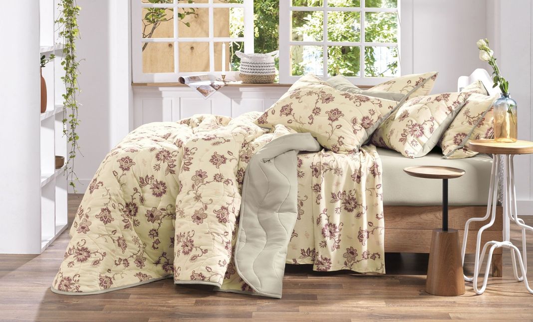 Cubrecama Altenburg Malha in Cotton King Red Boho D7-0