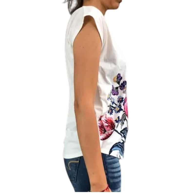 Polera Blanca Manga Corta Estampado Flores-1