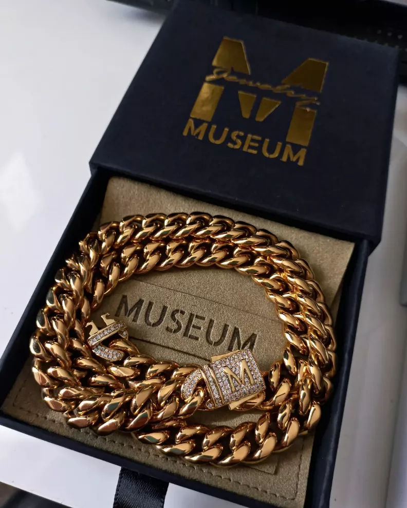  Cadena cubana MUSEUM 18k-0